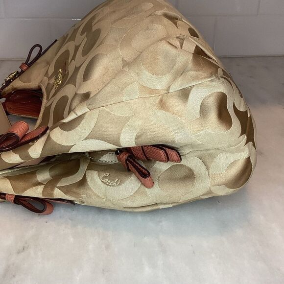 Coach Maggie Madison TanOrange OpArt Classic Hobo - Picture 6 of 16